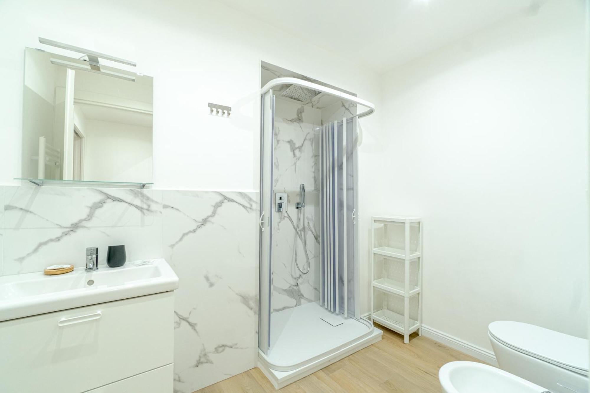 Quadrilatero Romano! Elegant Flat Турин Экстерьер фото